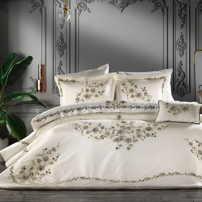 Azur Bedspread Set / Cream - Navy Blue - 1