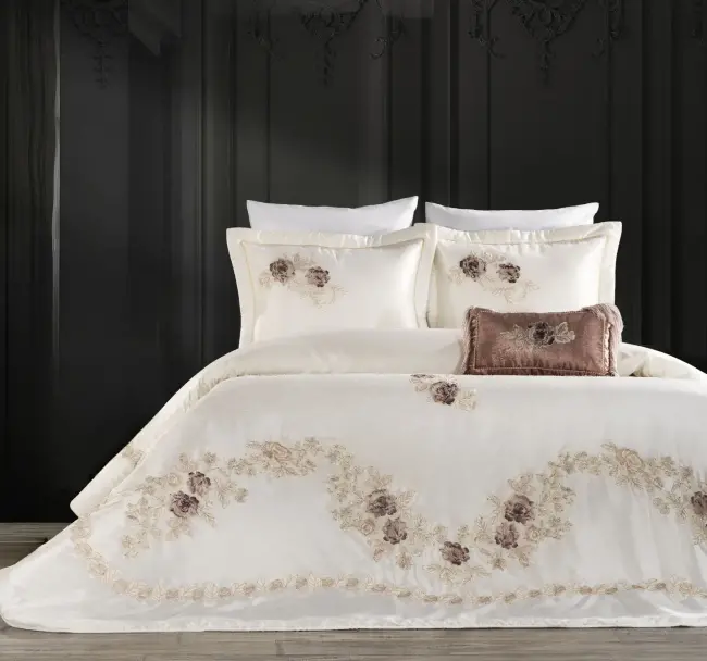 Rosengart Bedspread Set - 1